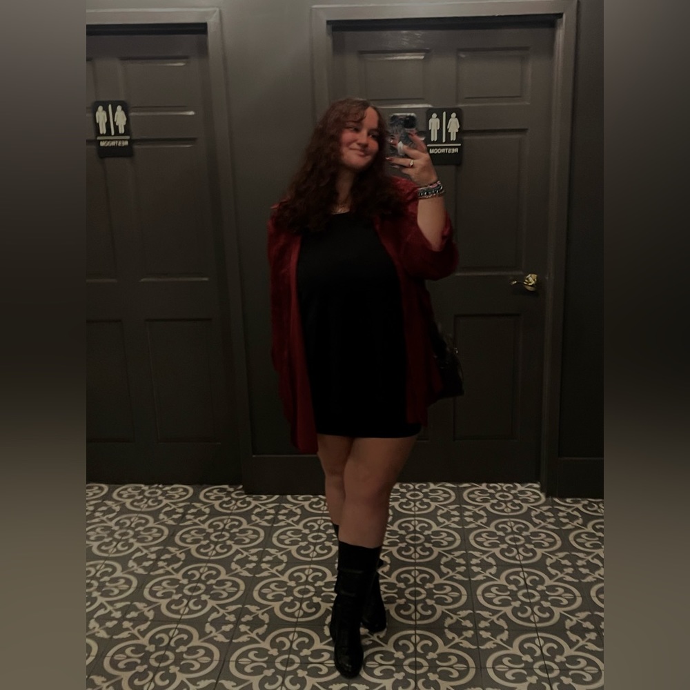 Meet your Posher, Dominique